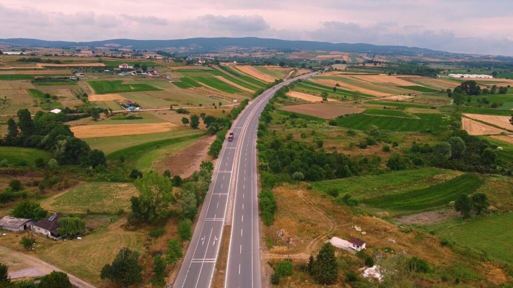BEYKENT'TEN Adapazarı Duble Yol Üzeri Emsalsiz Satılık Arazi — 4. fotoğraf